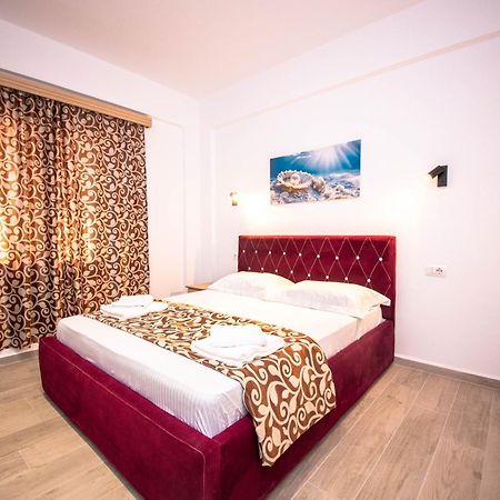 Hotel Perla クサミル エクステリア 写真