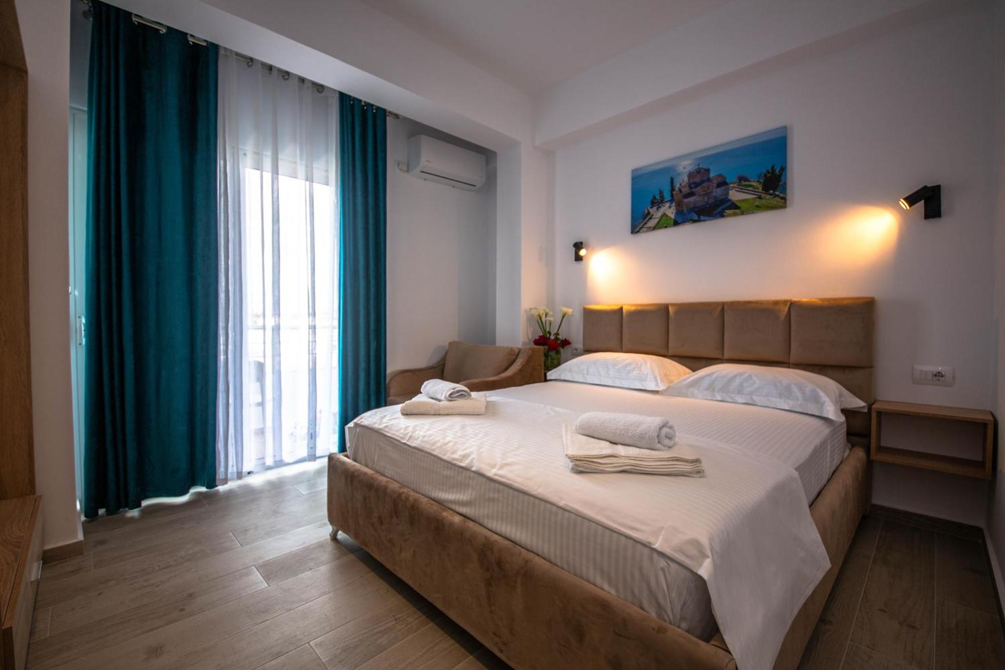 Hotel Perla クサミル エクステリア 写真