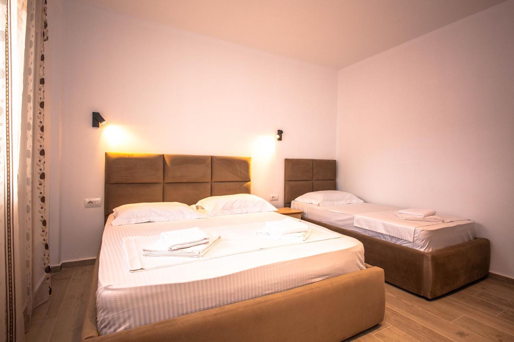 Hotel Perla クサミル エクステリア 写真