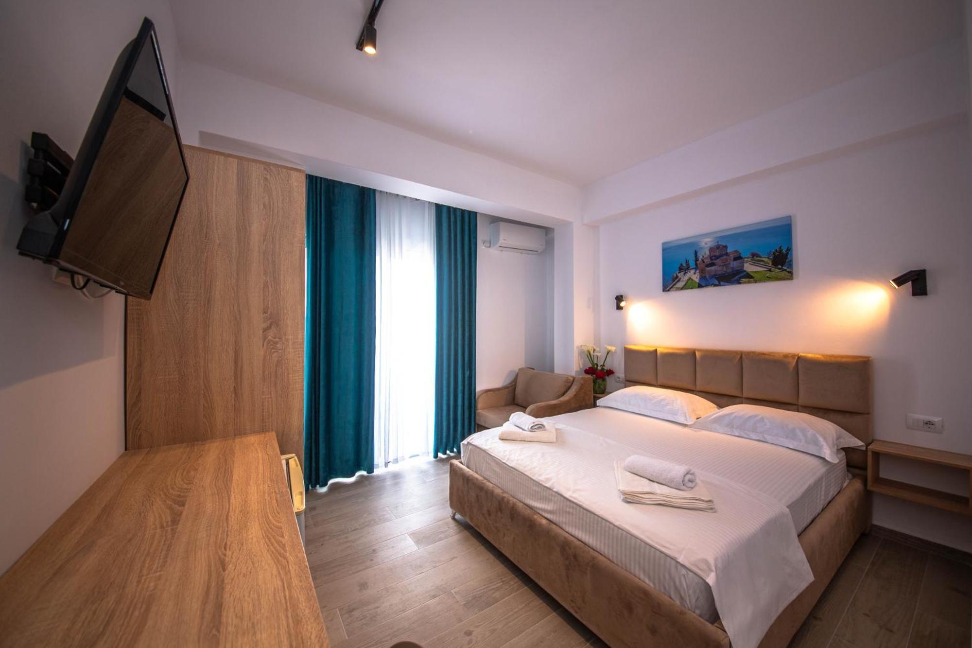Hotel Perla クサミル エクステリア 写真