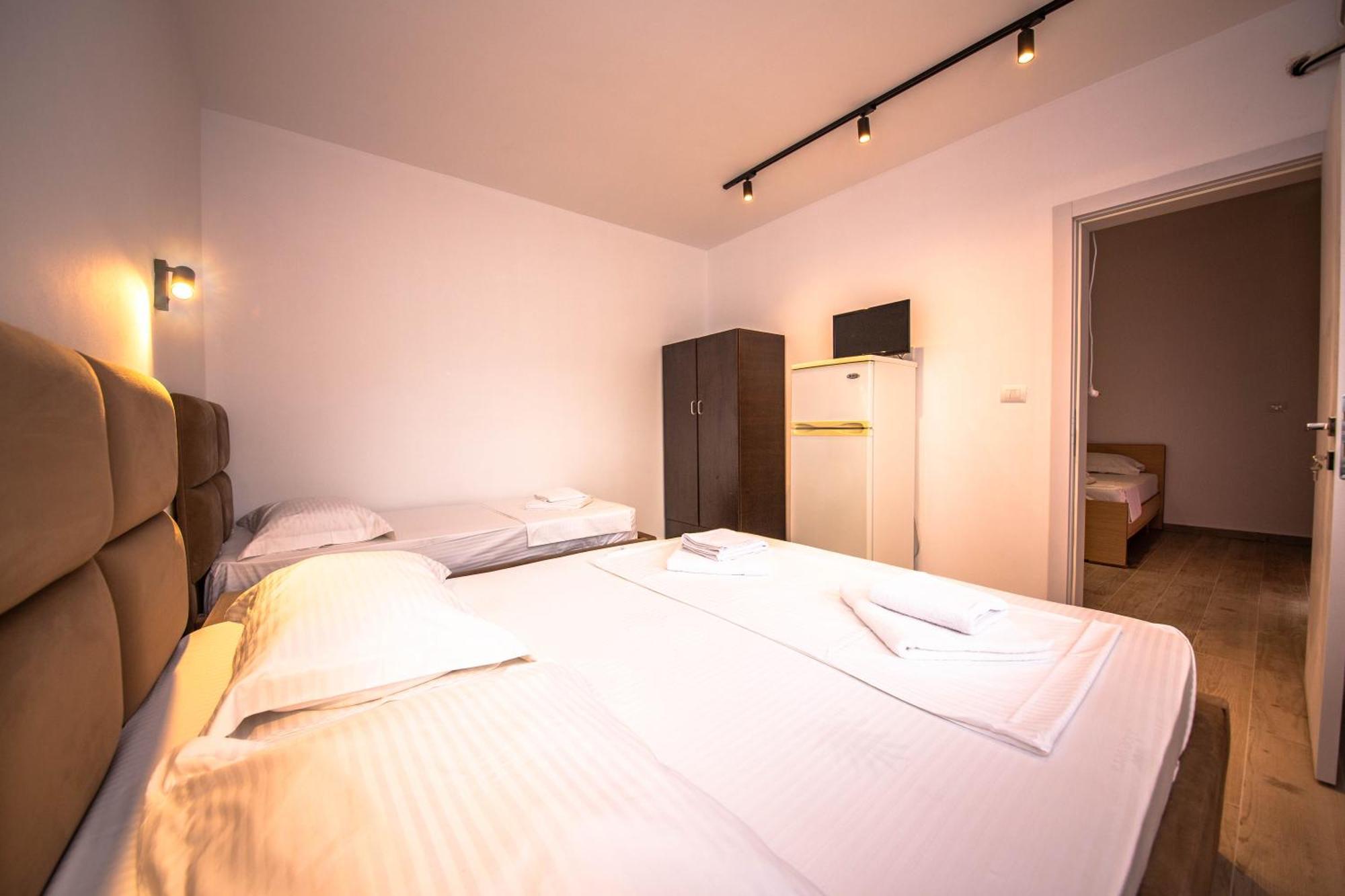 Hotel Perla クサミル エクステリア 写真