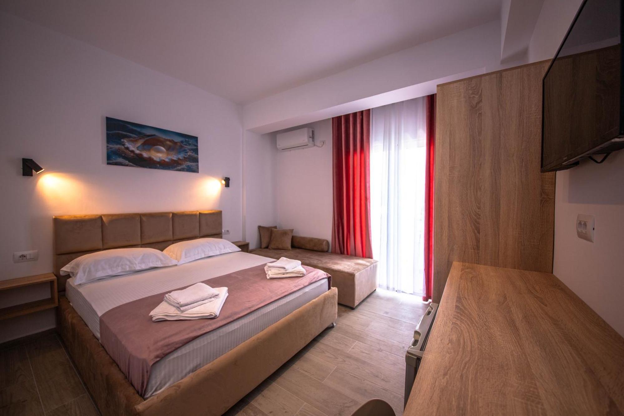 Hotel Perla クサミル エクステリア 写真