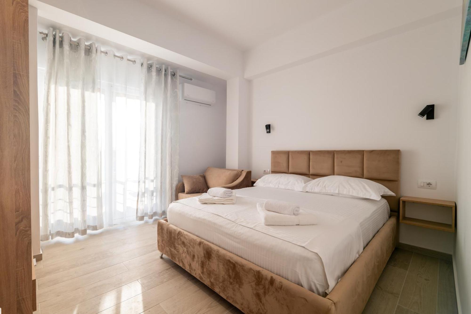 Hotel Perla クサミル エクステリア 写真