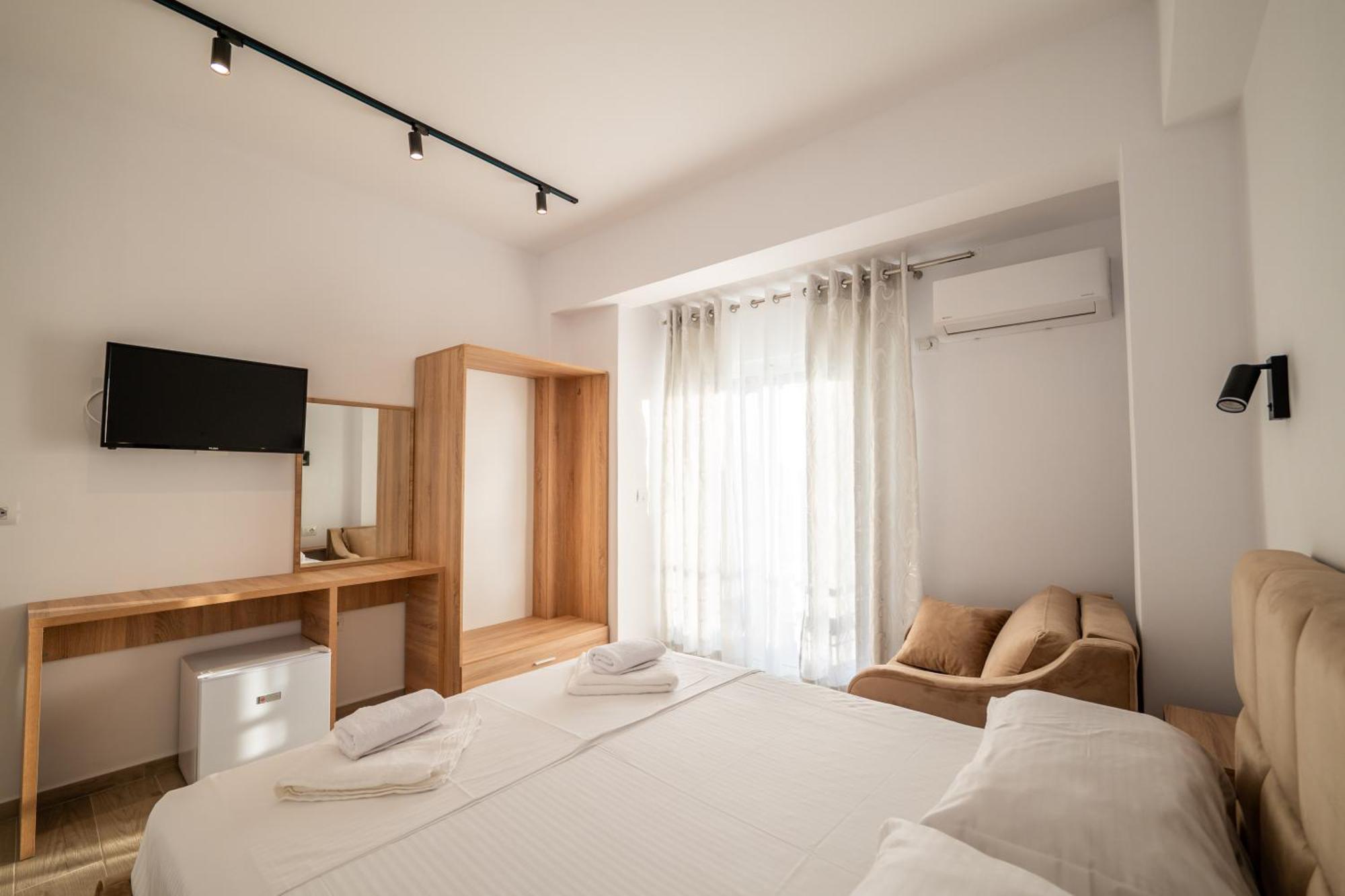 Hotel Perla クサミル エクステリア 写真