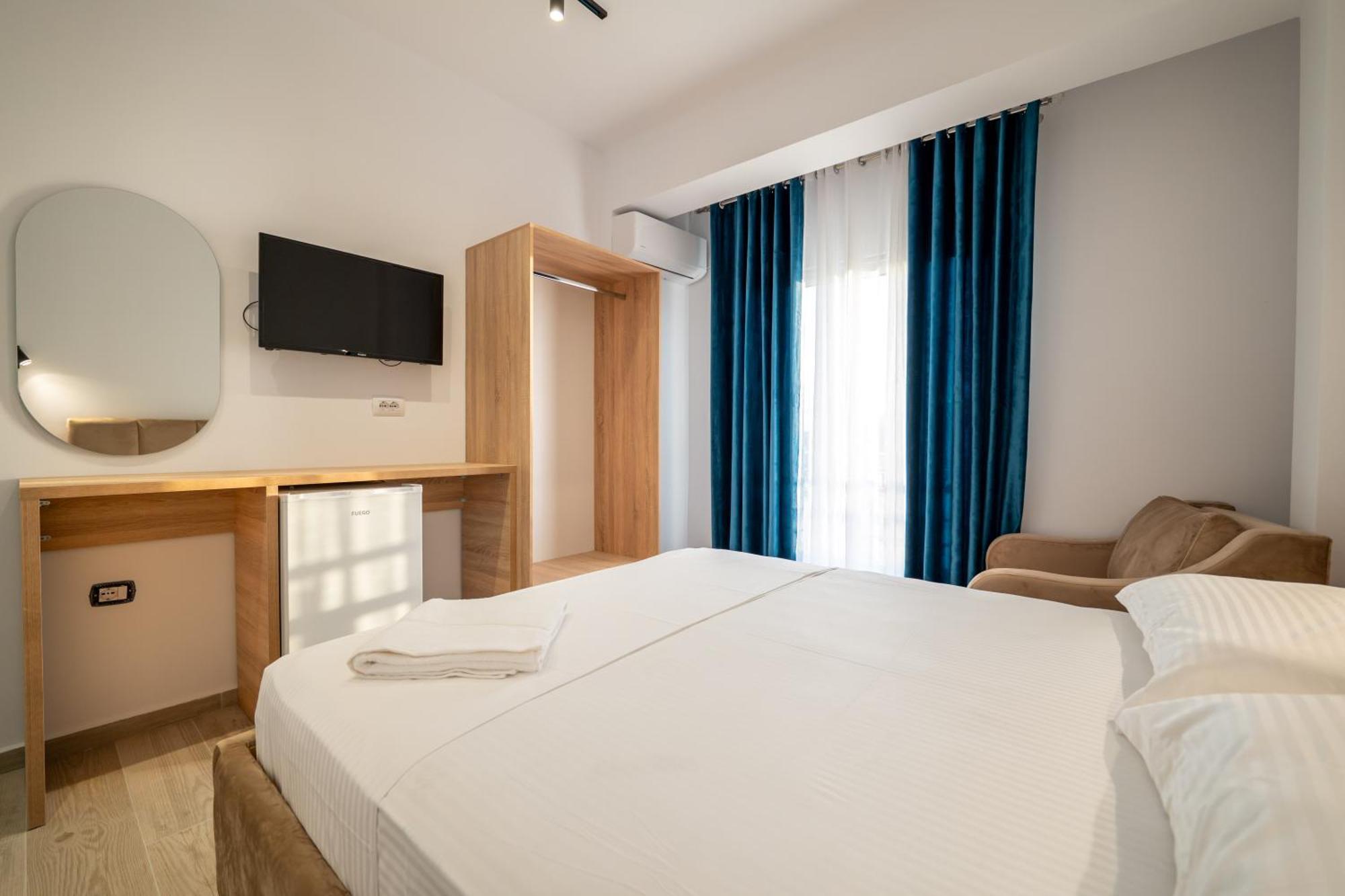 Hotel Perla クサミル エクステリア 写真