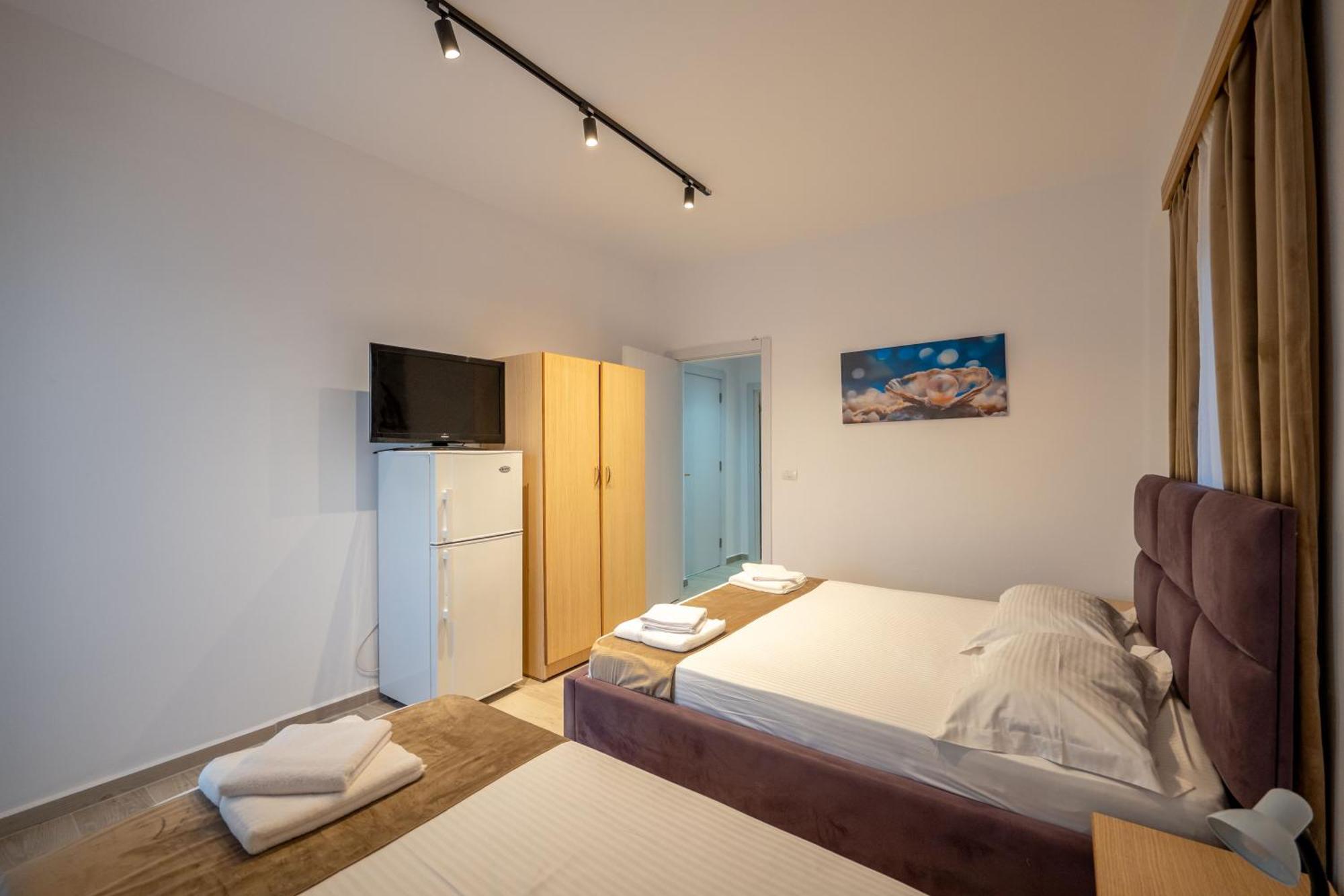 Hotel Perla クサミル エクステリア 写真